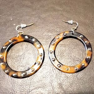 Ladies earrings